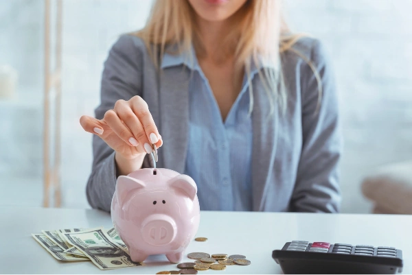 ¿Por qué es tan importante aprender cómo ahorrar más dinero en 2026?